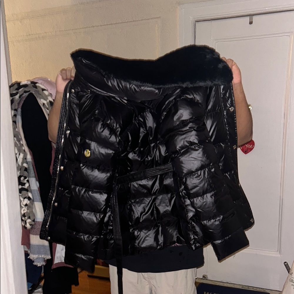 Elegant Black Puffer Coat